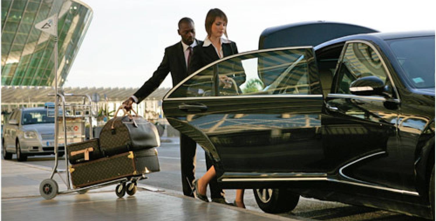 Private driver in Courchevel welcoming a client at the airport