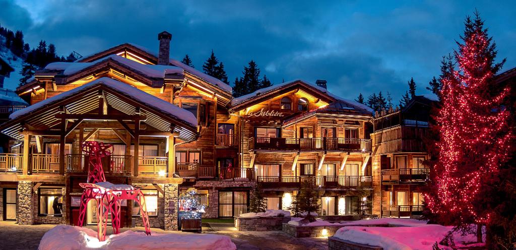 Car hire with driver to La Sivoliere Hotel in Courchevel